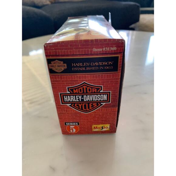 NIB Harley Davidson Model Maisto 1:18 Series 5 Motorcycle Toy - Picture 6 of 6